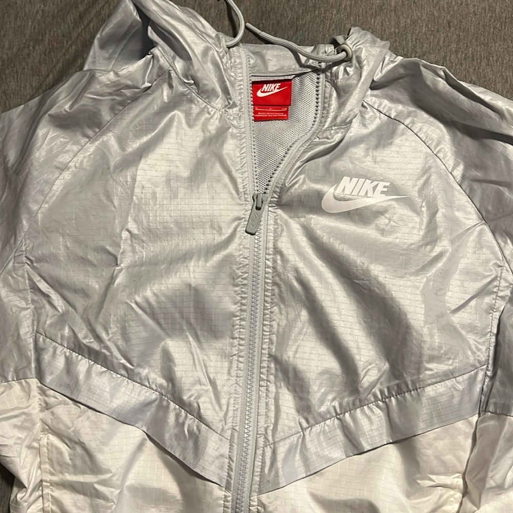 Nike Womens Windbreaker Jacket